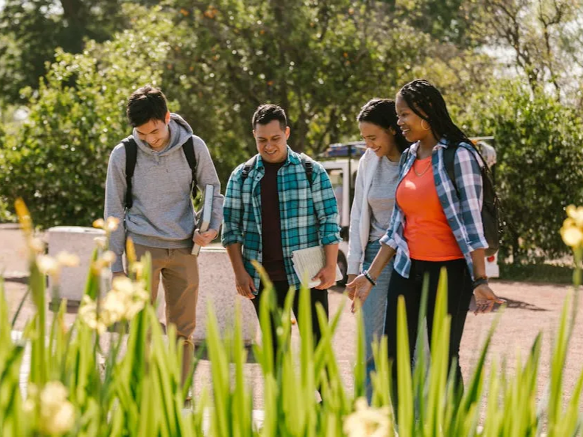 美國(guó)留學(xué)生留美發(fā)展可能性有多大？