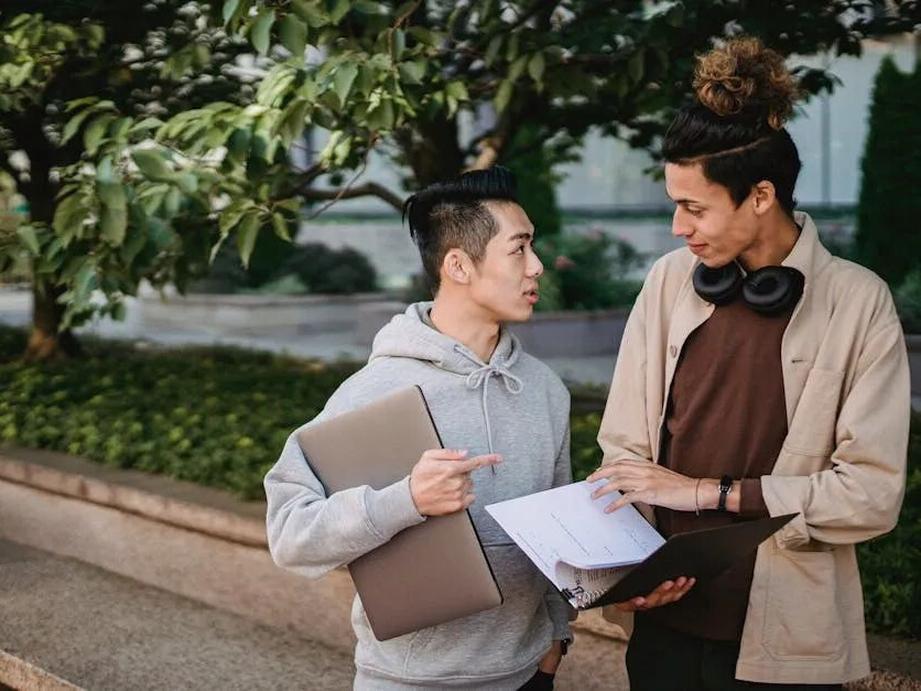 中產(chǎn)家庭美國本科留學(xué)