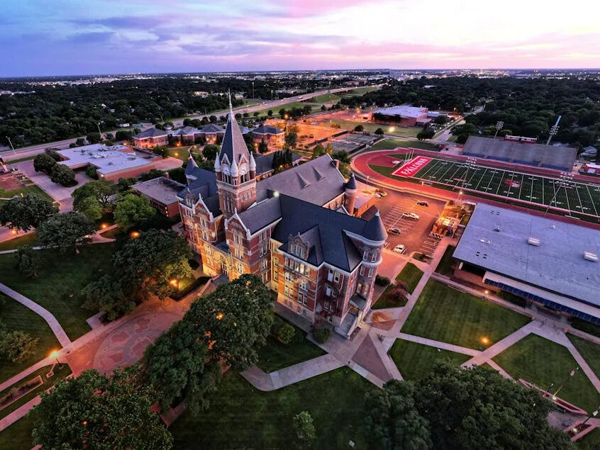 美國大學(xué)學(xué)費(fèi)