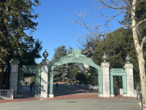 加州大學(xué)伯克利分校