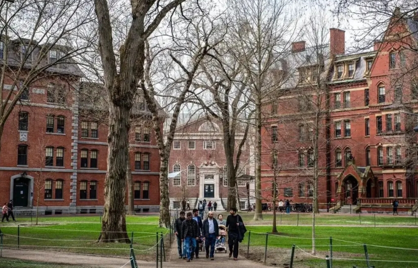 美國哈佛大學