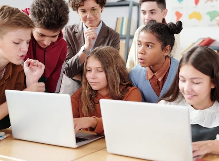 高考后申請美國大學