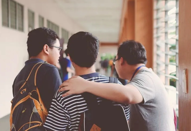 美國(guó)留學(xué)生