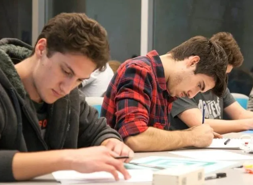 美國(guó)英國(guó)工科碩士